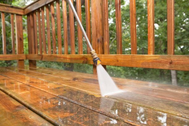Best Garage Pressure Washing  in Watertown, FL